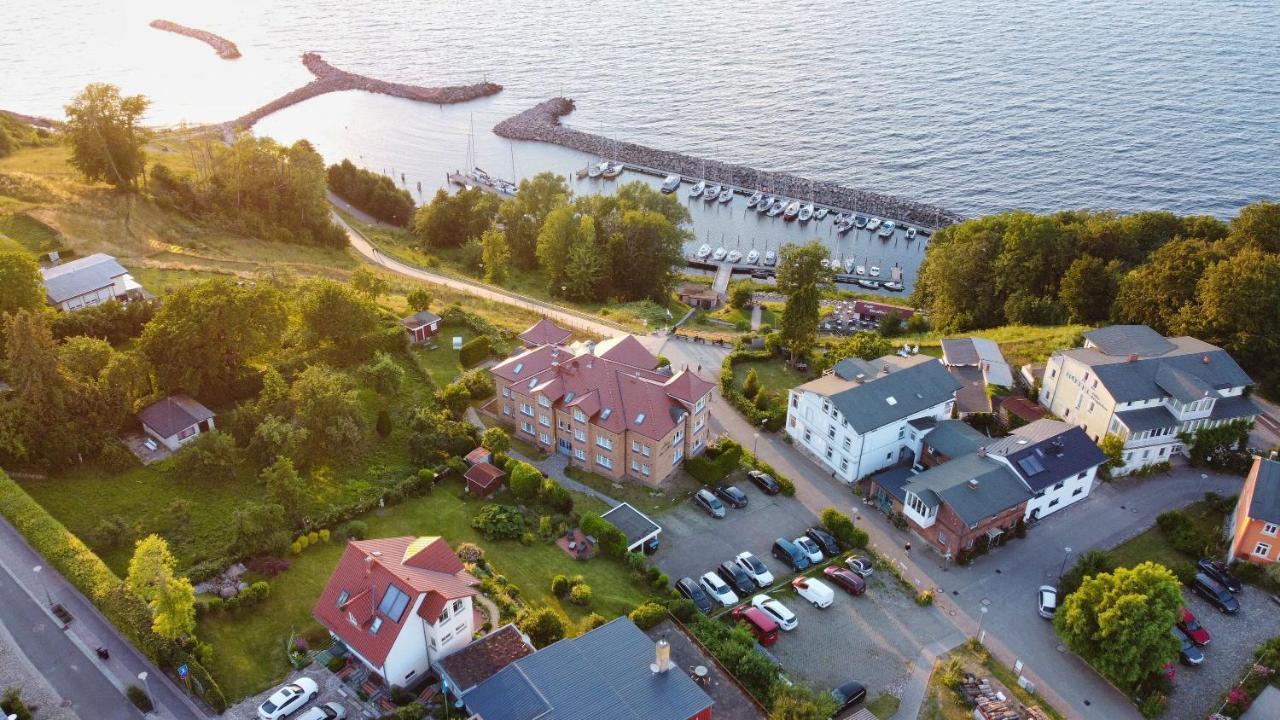 Ferienwohnung Mit Traumhaftem Meerblick - Haus Am Meer Fewo 01 Lohme Exterior foto