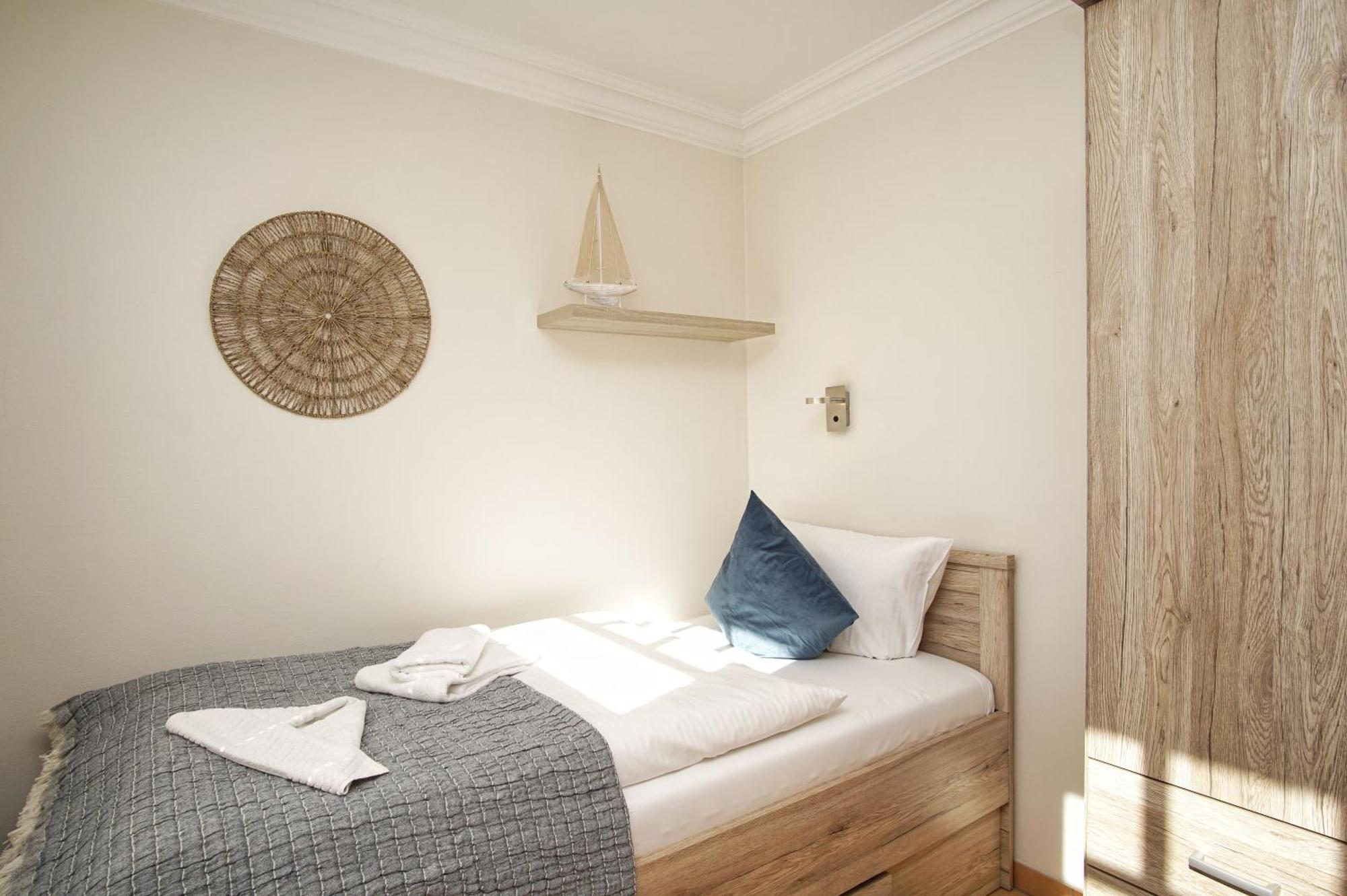 Ferienwohnung Mit Traumhaftem Meerblick - Haus Am Meer Fewo 01 Lohme Exterior foto